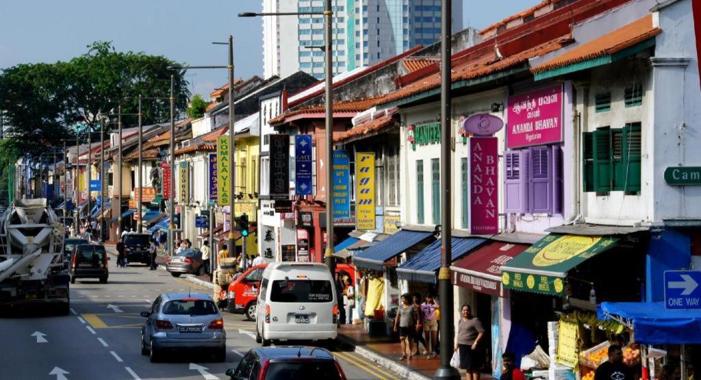 Reddoorz Premium @ Balestier Hotel Singapore Bagian luar foto