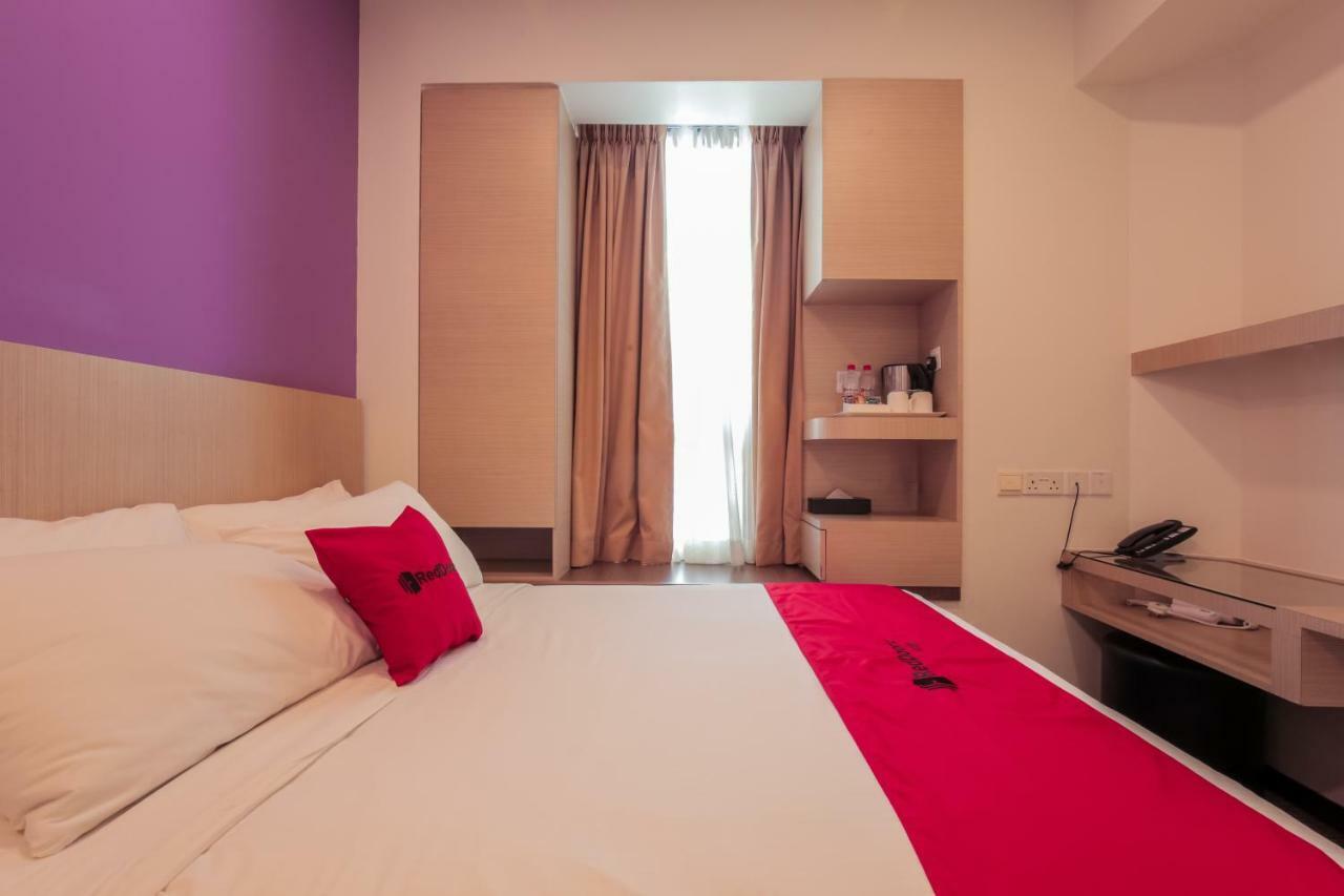 Reddoorz Premium @ Balestier Hotel Singapore Ruang foto
