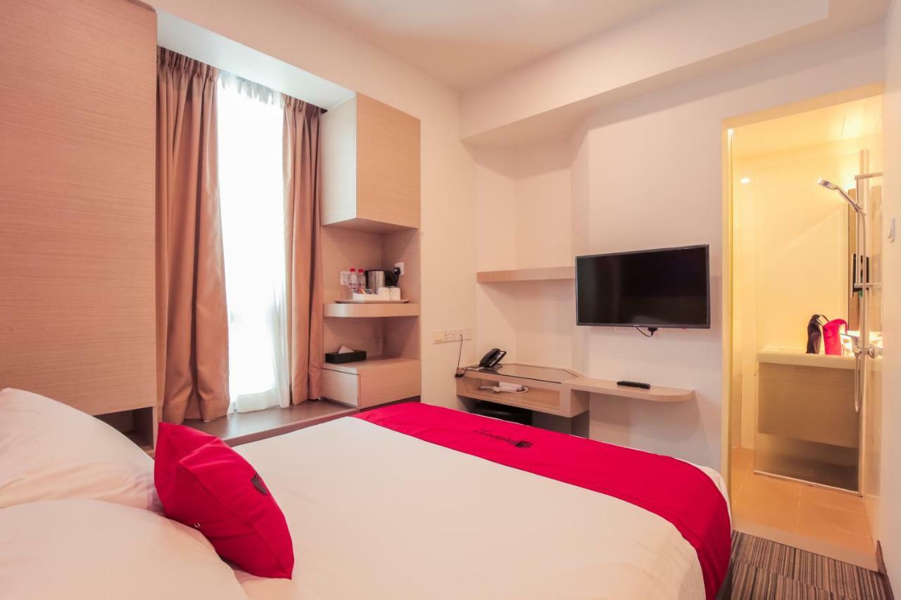 Reddoorz Premium @ Balestier Hotel Singapore Ruang foto